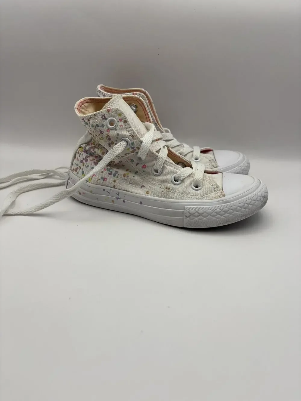 Converse Chuck Taylor Kids White And Multicolor Hightop Sneakers Kids Size 11
